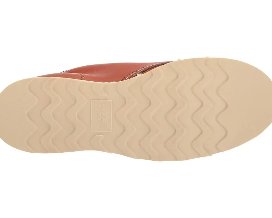 Red Wing Heritage 6" Classic Moc Oro Legacy Outlet