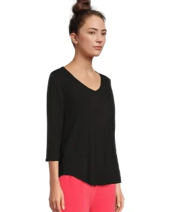 Mod-o-doc 3/4 Sleeve V-Neck Tee with Curved Hem Black 5 Hot