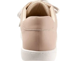 Trotters Adore Ivory Leather/Ivory Suede Veg Online