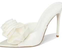 Steve Madden Affinity Ivory Satin Pearl New