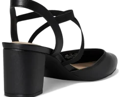 Women LifeStride April Pumps