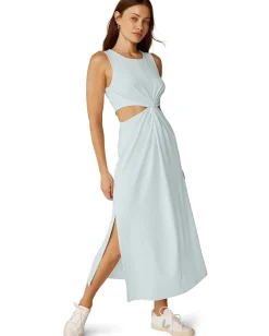 Women Beyond Yoga Around The World Front Twist Dress