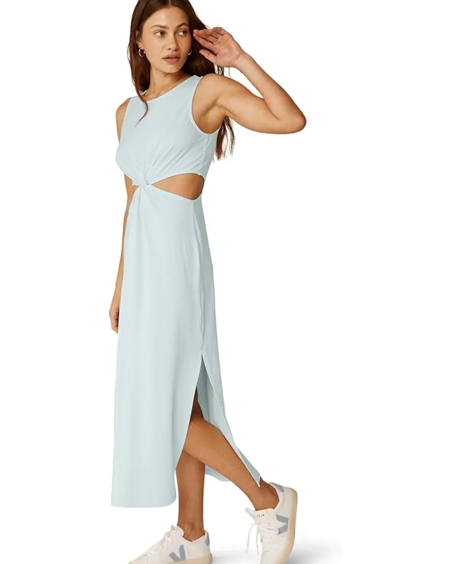 Women Beyond Yoga Around The World Front Twist Dress