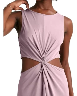 Women Beyond Yoga Around The World Front Twist Dress