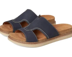 Women Clarks Arwell Walk