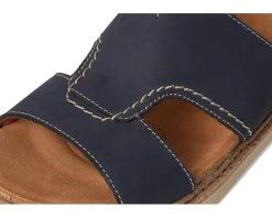 Women Clarks Arwell Walk