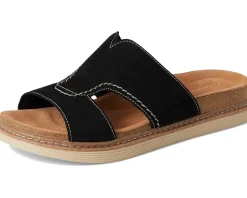 Women Clarks Arwell Walk