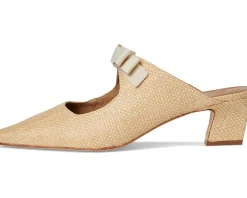 Women Bernardo Astrid