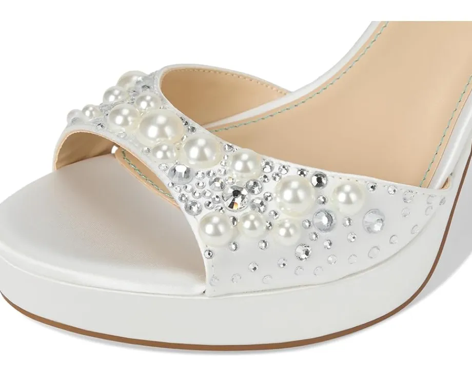 Blue by Betsey Johnson Avian Ivory Best