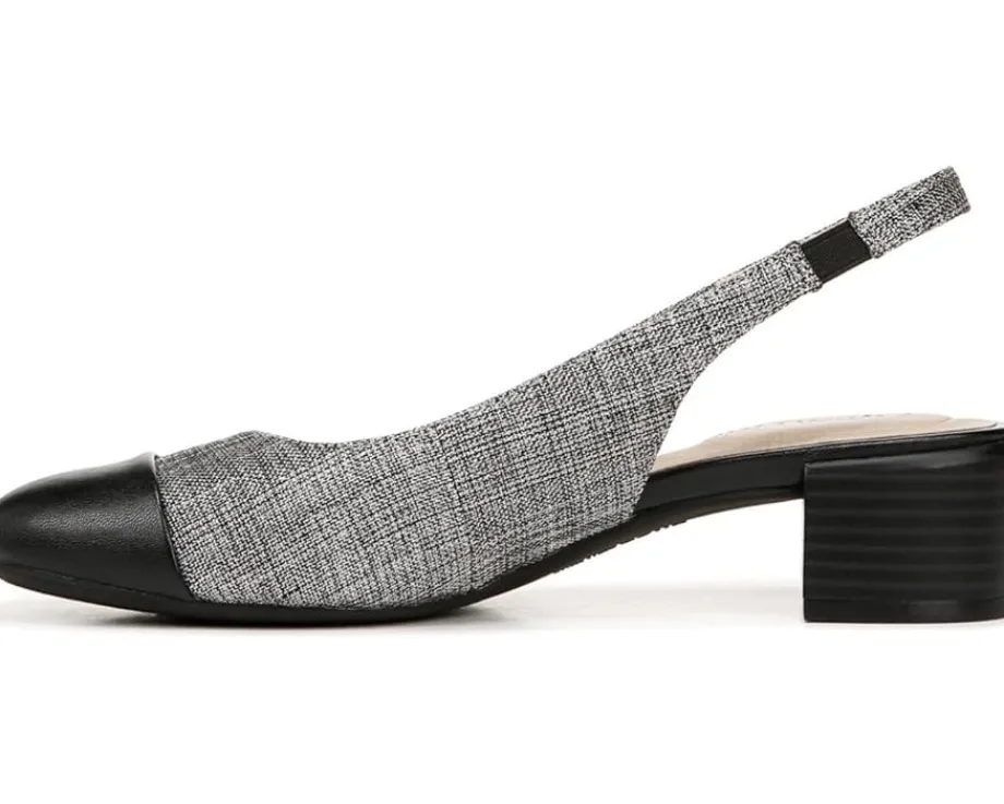 Women LifeStride Becoming