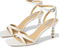 Badgley Mischka Belen Soft White New