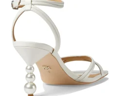 Badgley Mischka Belen Soft White New