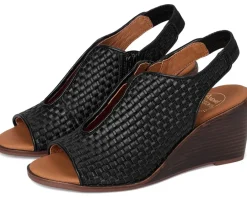 Women Andre Assous Belinda