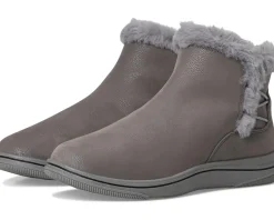 Women Clarks Breeze Fur