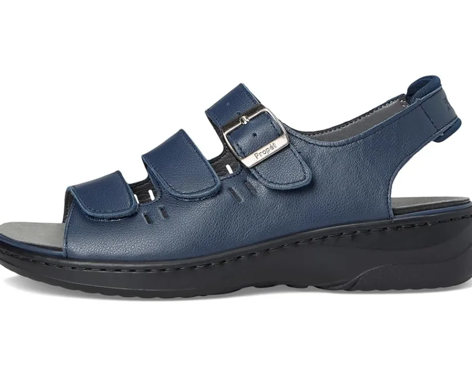 Women Propet Breezy Walker