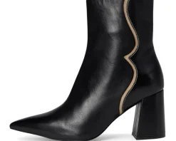 Women Seychelles Broken Promises