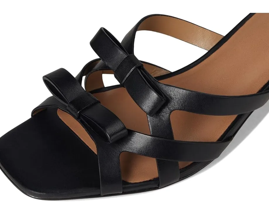 Women Bernardo Burgo