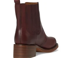 Frye Campus Chelsea Merlot