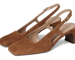 Women Naturalizer Carmen