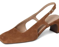 Women Naturalizer Carmen