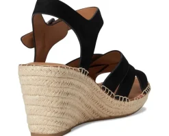 Women Gentle Souls by Kenneth Cole Caspian