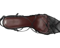 Women Bernardo Catrina