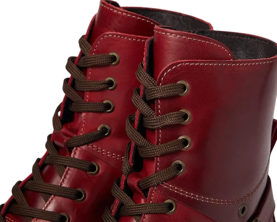 Women Taos Footwear Crave