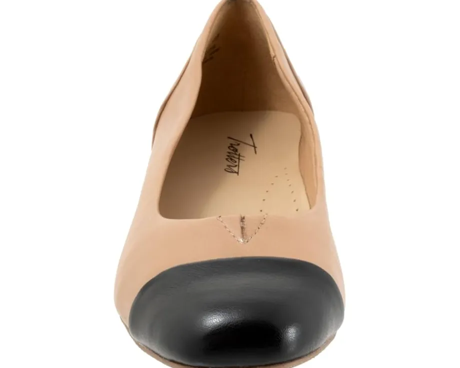 Women Trotters Daisy