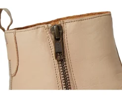 Women Taos Footwear Downtown