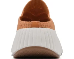 White Mountain Dystant Apricot/Fabric Hot