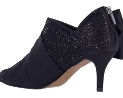 Women J. Renee Elettra