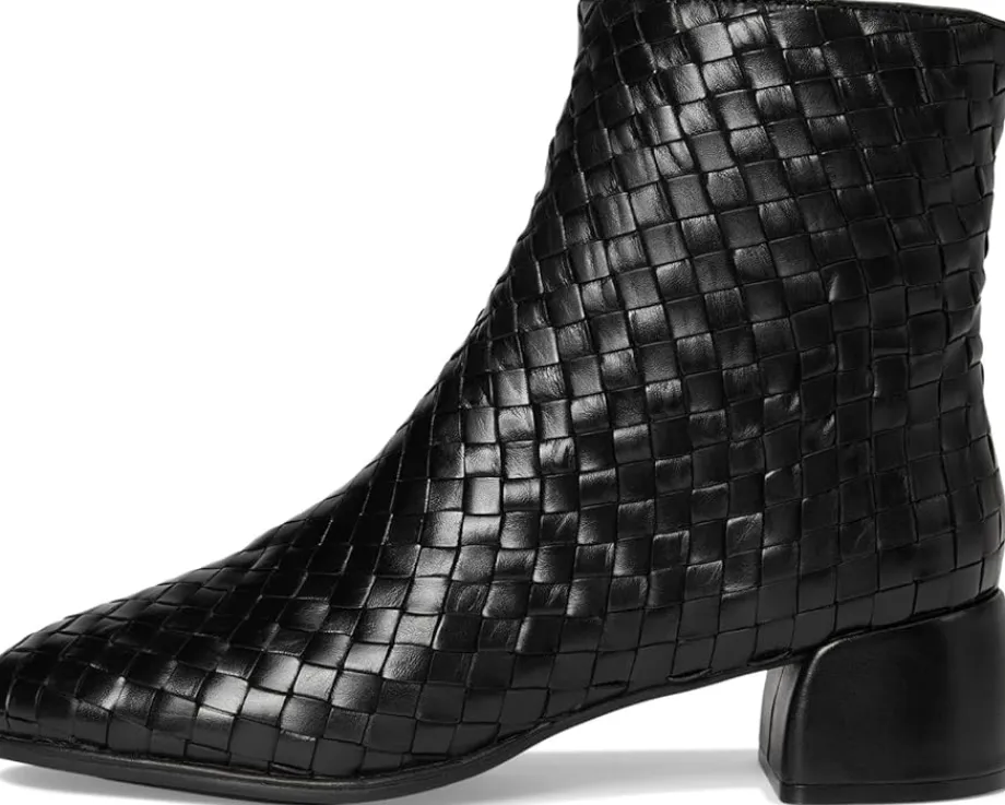 Women Gentle Souls by Kenneth Cole Elodie