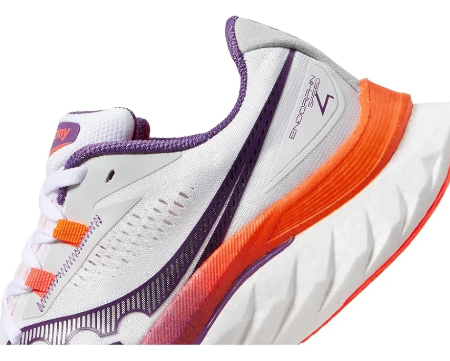 Women Saucony Endorphin Speed 4