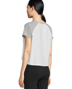 Beyond Yoga Featherweight Colorblock Tee Cloud White/Silver Mist New