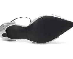 Women Seychelles First Dance