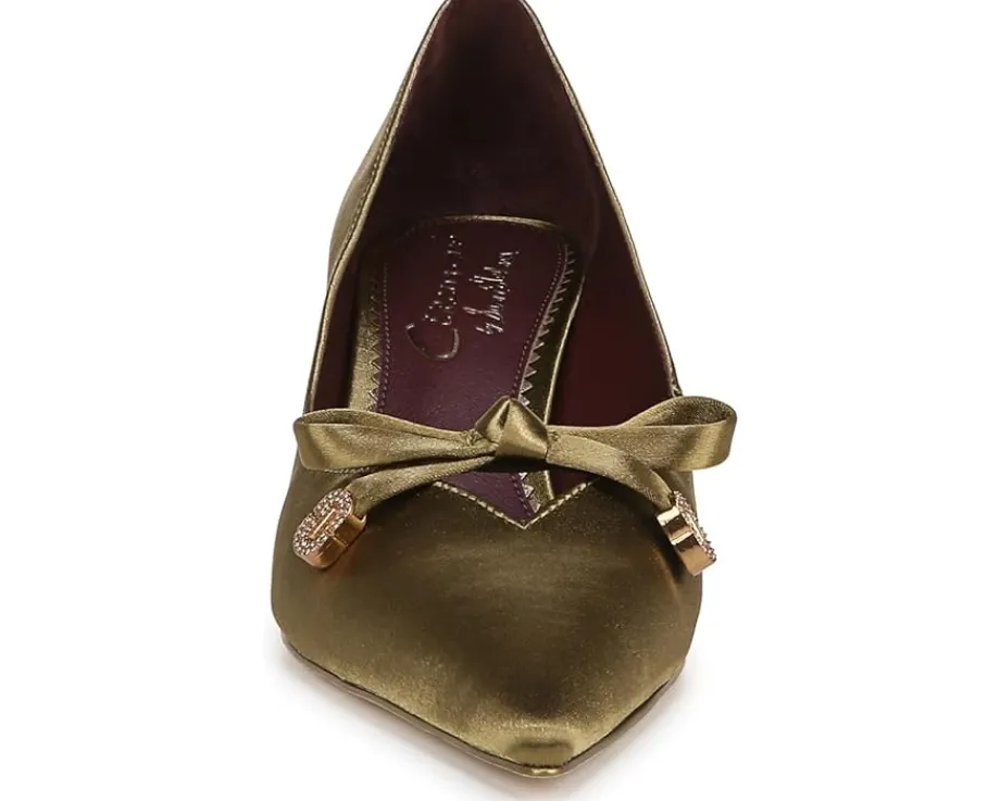 Women Circus NY by Sam Edelman Fleur