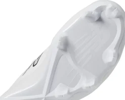 New Balance Fresh Foam Velo v3 Molded Softball Cleats White/White Clearance