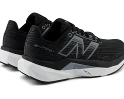 Women New Balance FuelCell Propel v5
