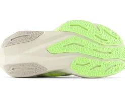 Women New Balance FuelCell Rebel v4