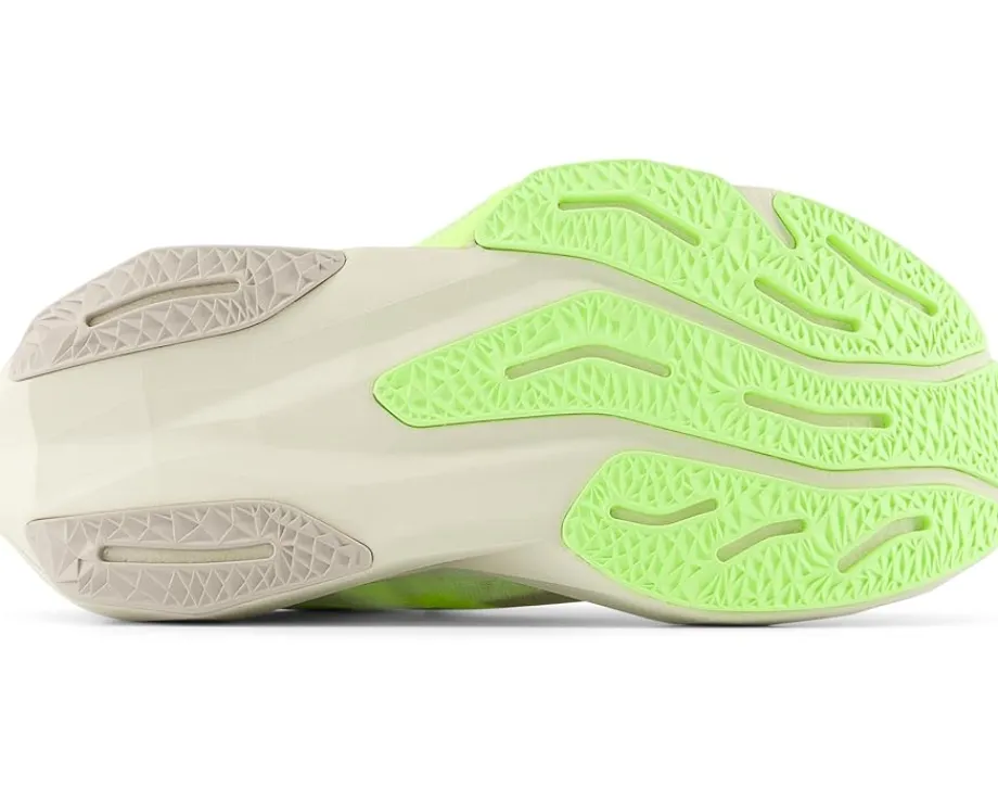 Women New Balance FuelCell Rebel v4