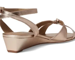 Women Bernardo Garcel