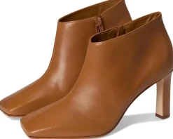 Women Bernardo Garda