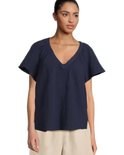 Women Tommy Bahama Gauze Flutter Sleeve Top