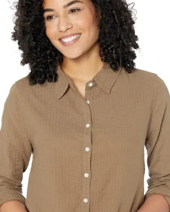 Women Dylan by True Grit Gauze Long Sleeve Taylor Blouse