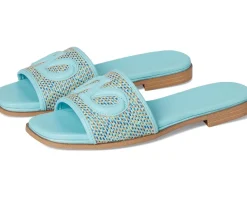 Women Naturalizer Genevieve2