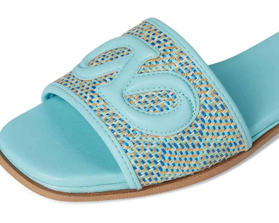 Women Naturalizer Genevieve2