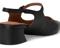 Gentle Souls by Kenneth Cole Gladys Black Leather Hot