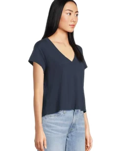 Women Michael Stars Harlan Cropped V-Neck Tee