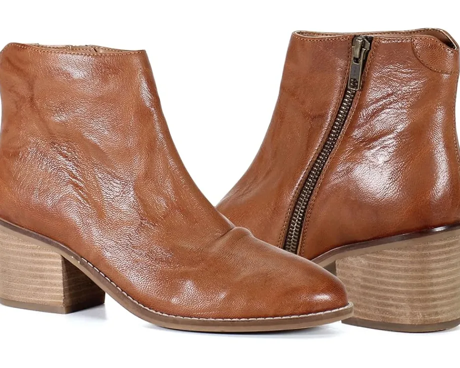 Women Diba True Hel Lina