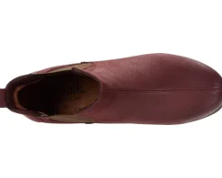 SoftWalk Highland Wine Leather Outlet